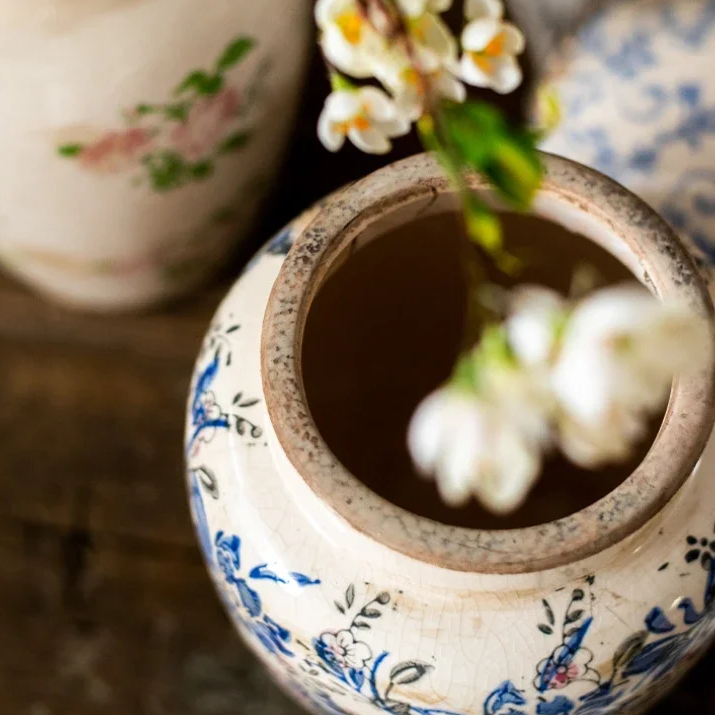 Floral Pattern Flower Vase