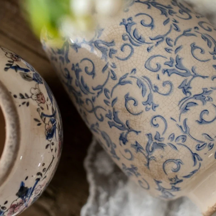 Floral Pattern Flower Vase 